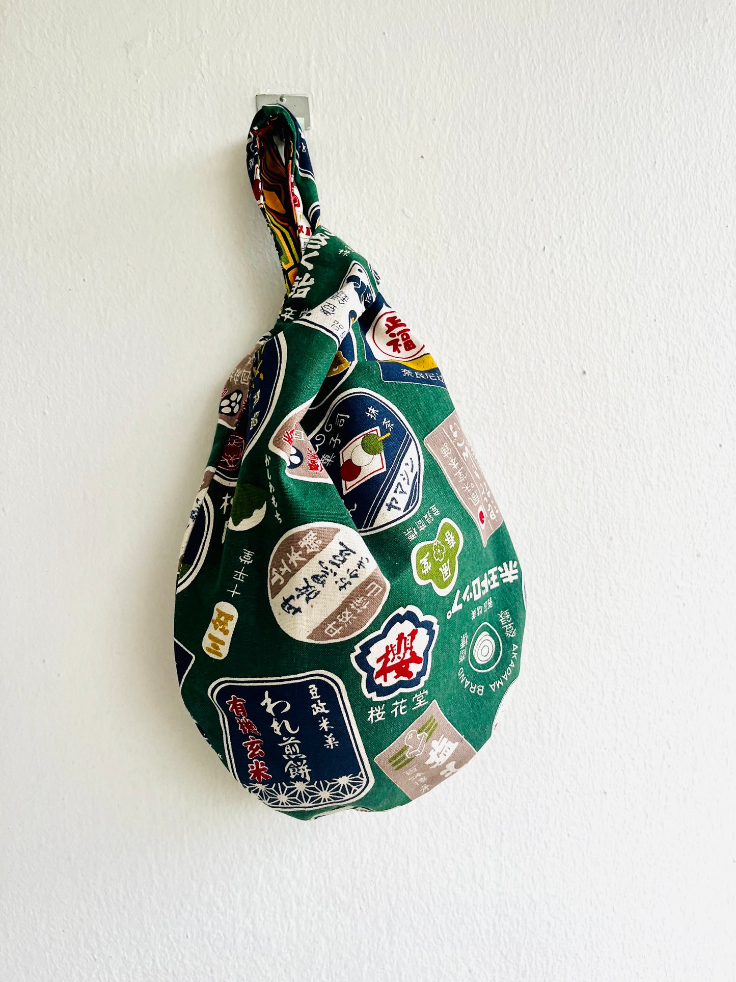 Small Japanese inspired knot bag , colorful wrist bag , retro fabric eco friendly small weekend bag, reversible bag | Porta Venezia - Jiakuma