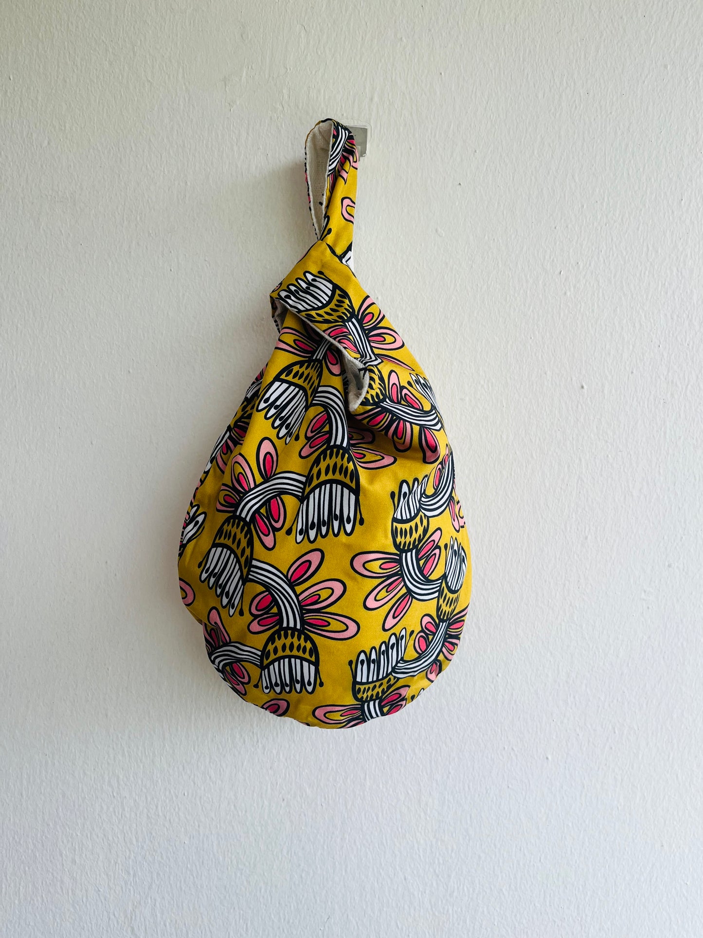 Origami small bag , reversible Japanese knot bag , fabric wrist bag , cute origami bag | Cute eyes - Jiakuma