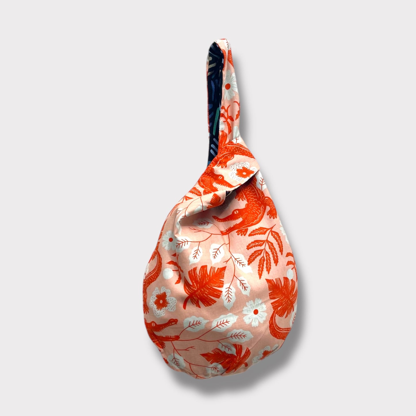Cute dumpling bag , small knot fabric bag , Japanese inspired wrist bag , eco friendly weekend bag , easy to carry reversible bag | Las ramblas - Jiakuma