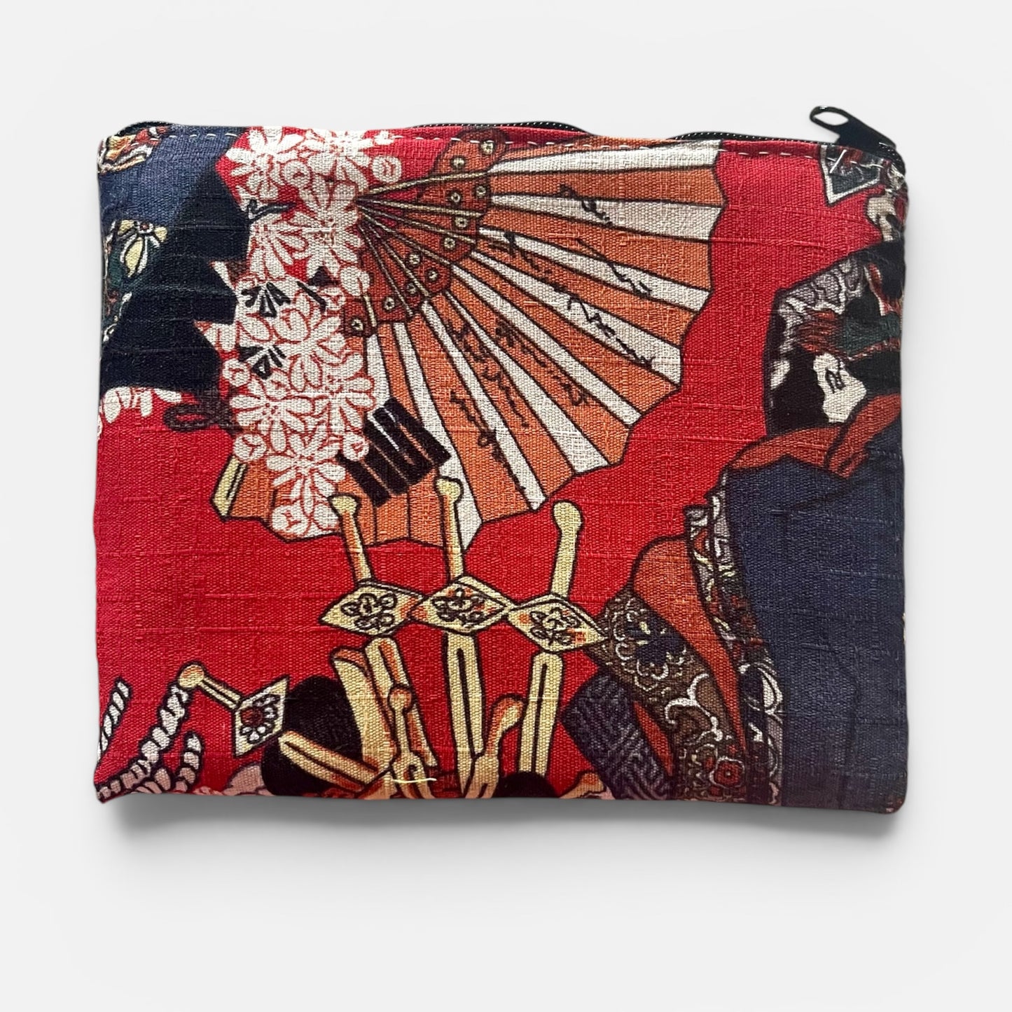 Everyday carry pouch | Under the cherry tree