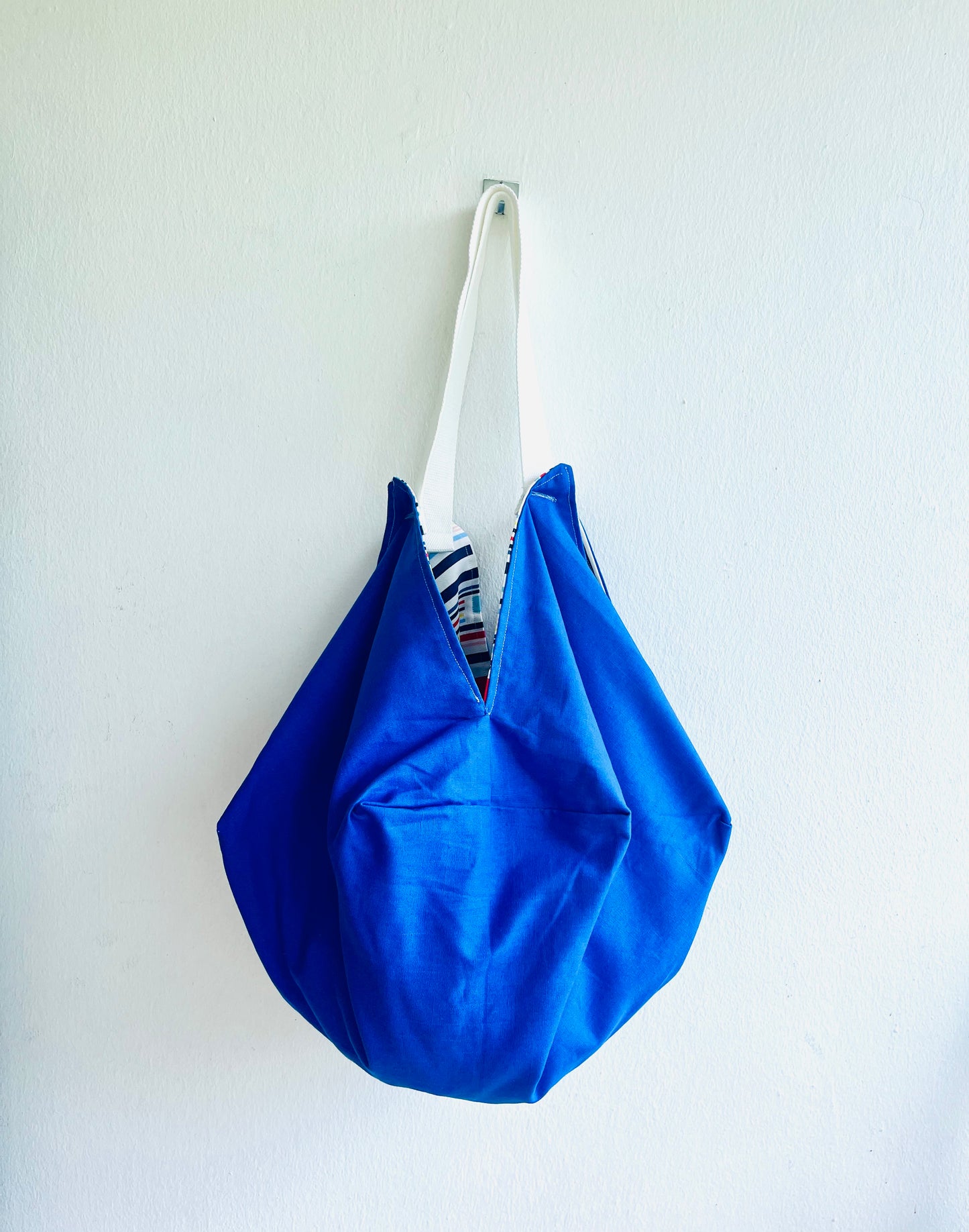 Origami sac bag , reversible fabric shoulder shopping bag , Japanese inspired bag | Simple lines - Jiakuma