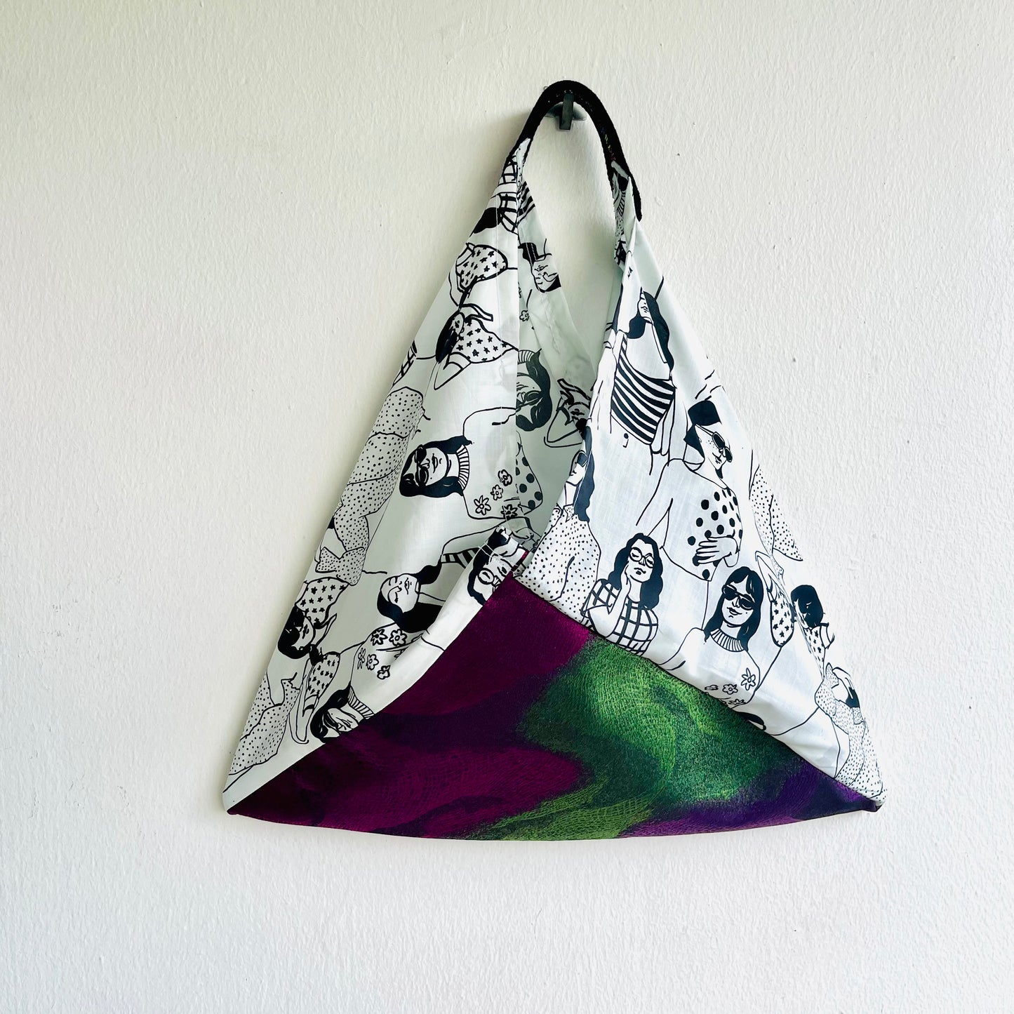 Origami bento bag , triangle tote shoulder bag , fabric Japanese inspired bag | La movida - Jiakuma