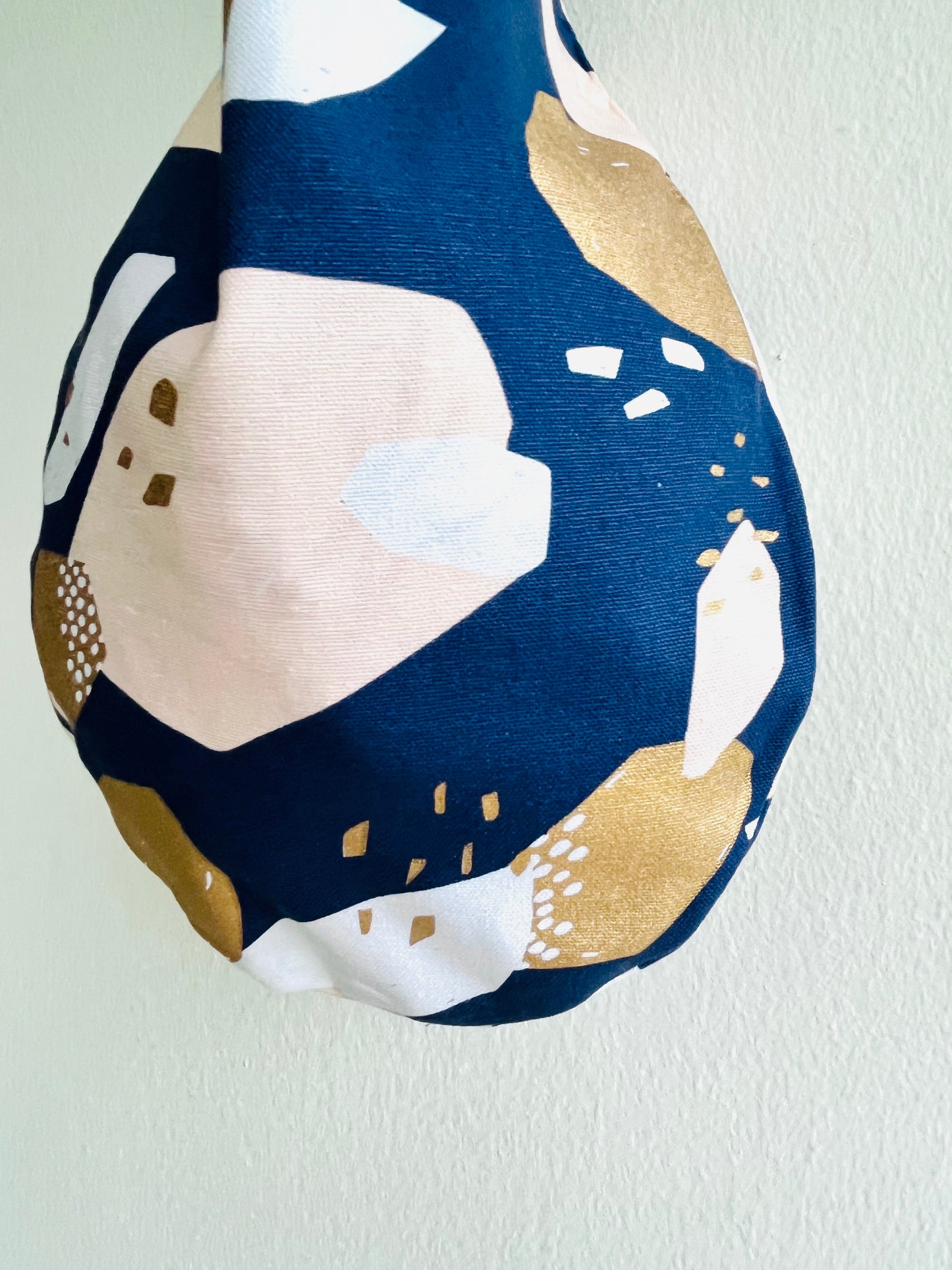 Origami small bag , knot Japanese fabric bag , colorful reversible wrist bag | Golden strokes city landscape - Jiakuma