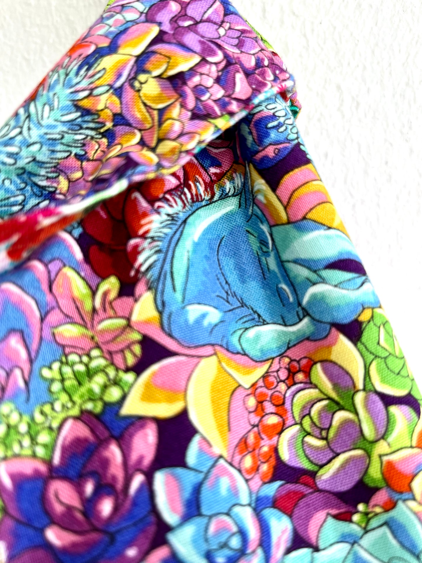 Origami small bag , small knot reversible bag , Japanese inspired wrist bag , colorful easy to wear bag | Colorful parrots and hidden horses - Jiakuma