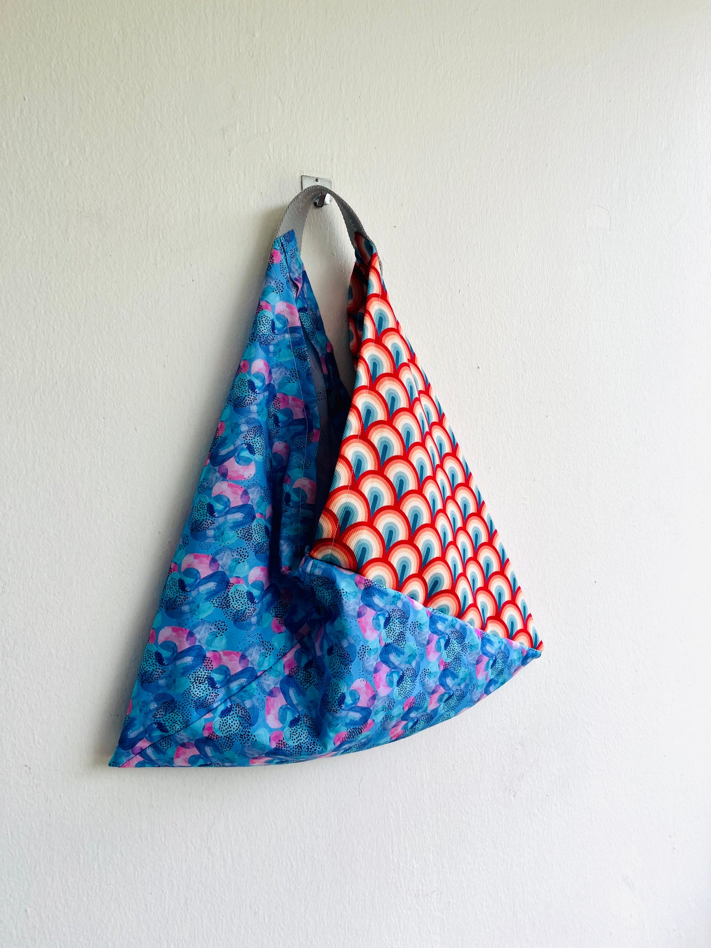 Origami bento bag , triangle tote fabric bag , Japanese inspired bento , eco friendly shopping bag | La galleria