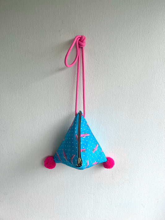 Bolsa de tela para bolas de masa, pequeña bolsa de origami japonesa con pompones, linda bolsa triangular de colores | Brummmm 