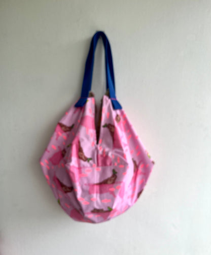 Mariko sac bag | The hippo & the butterfly swimming away from the yellow city landscape - Jiakuma