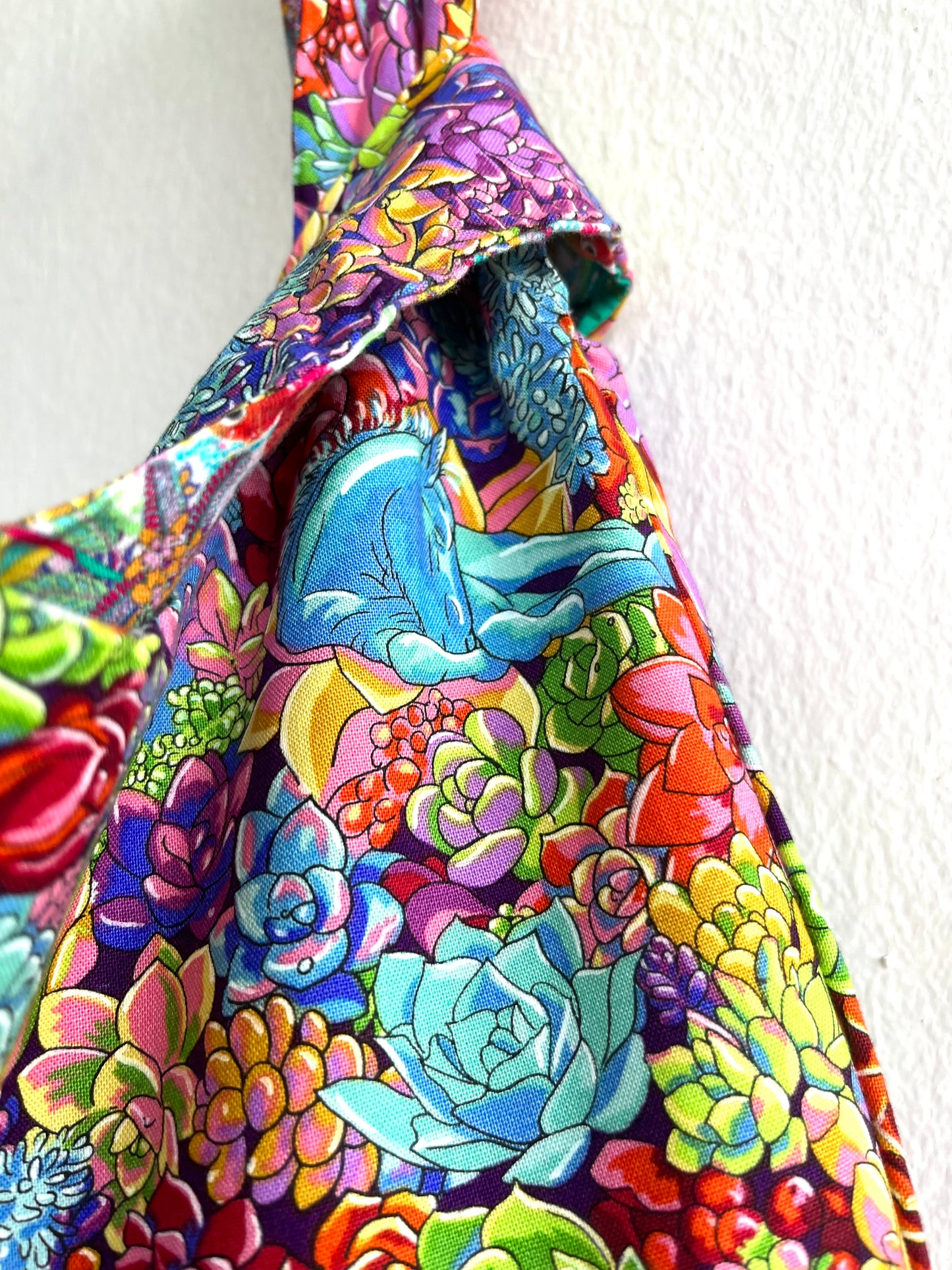 Bolso de muñeca de inspiración japonesa, bolso con nudo colorido, bolso pequeño reversible, bolso ecológico fácil de llevar | El unicornio escondido en mi jardín