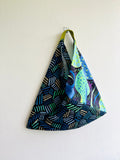 Origami bento bag , fabric tote bag , Japanese triangle bag , eco friendly shoulder bag | Medusas