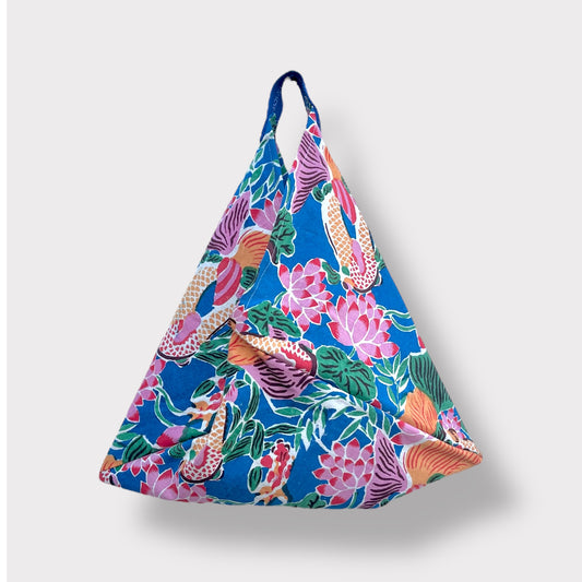 Origami bento bag , colorful cotton fabric tote bag , Japanese inspired handmade tote , bento origami triangle bag | A garden in Shanghai - Jiakuma