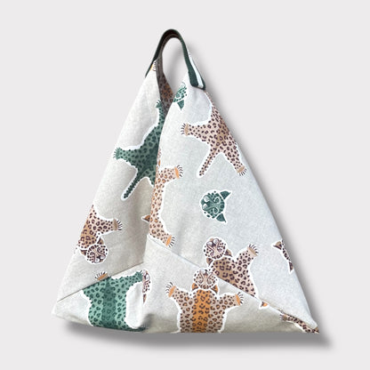 Handmade bento bag one of a kind artisan tote | Los Tigres de Malaysia