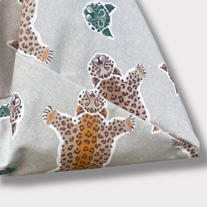 Handmade bento bag one of a kind artisan tote | Los Tigres de Malaysia