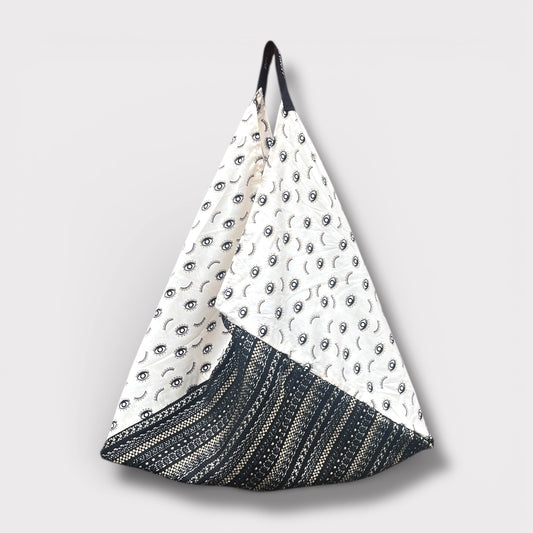 Handmade bento bag | Sparkly eyes