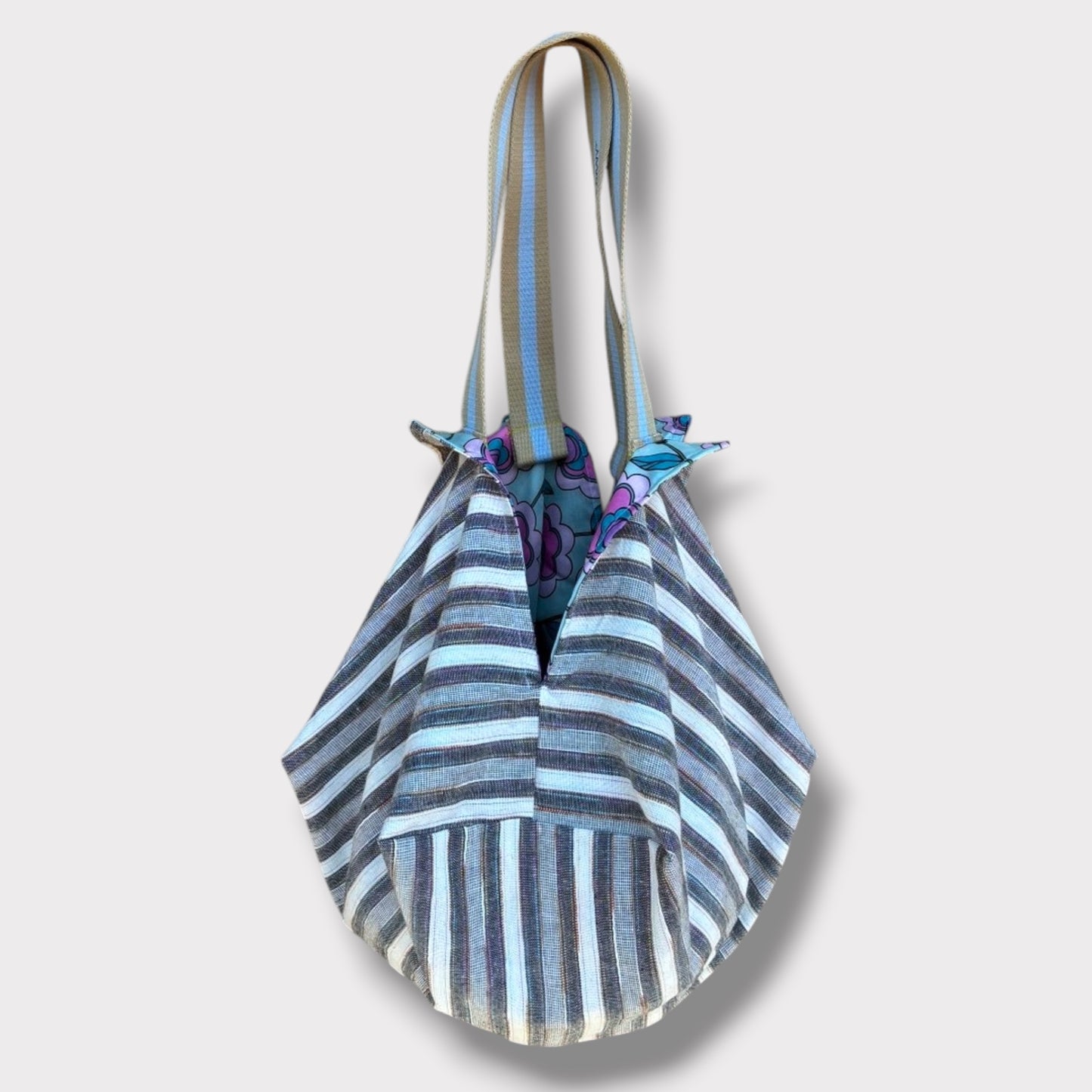 Mariko sac bag | Abu Dhabi flowers