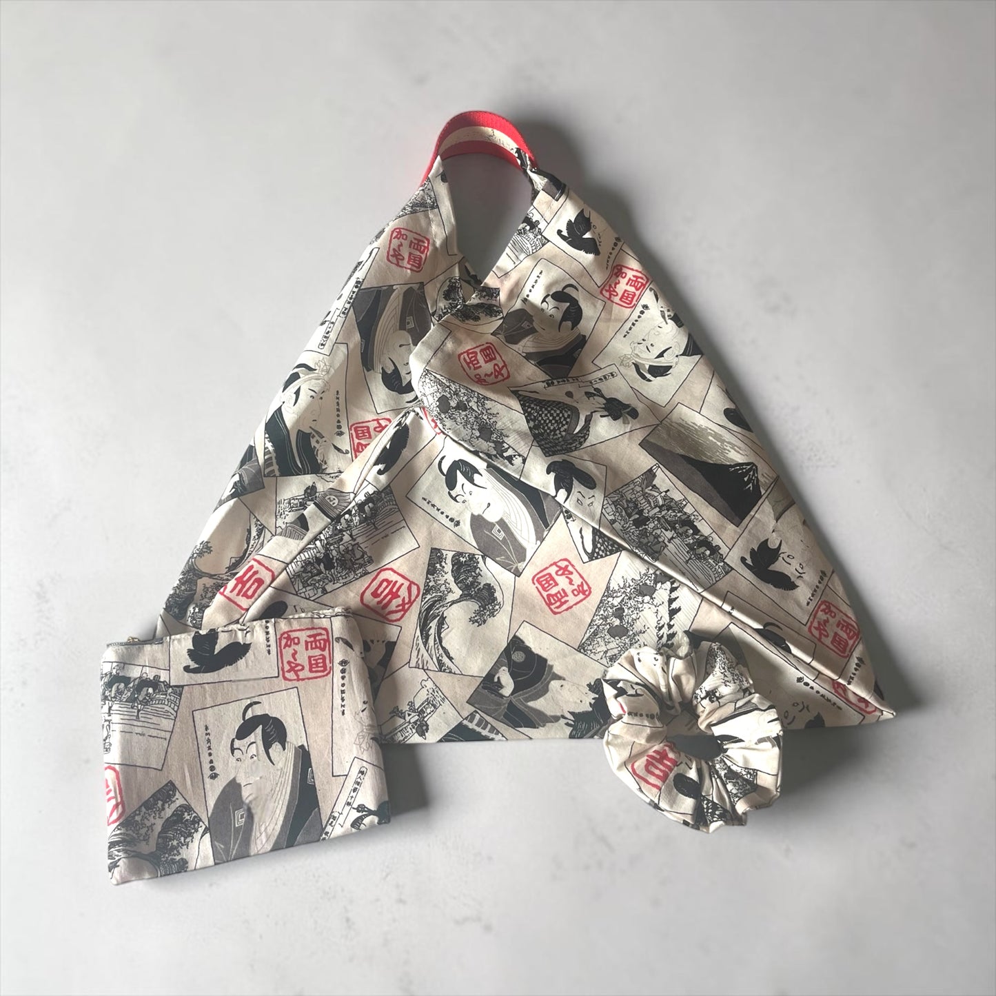 Everyday carry pouch | floating world