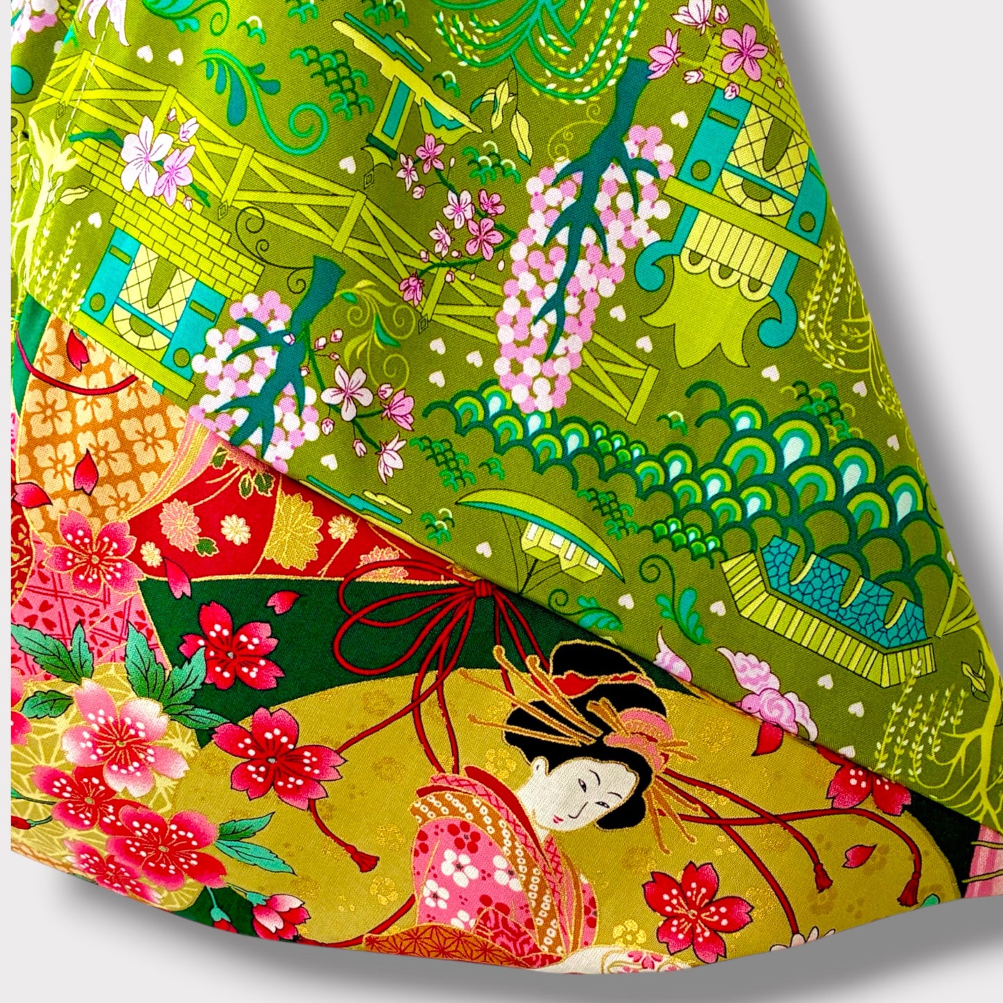 Handmade bento bag | Geishas on a green garden in Osaka