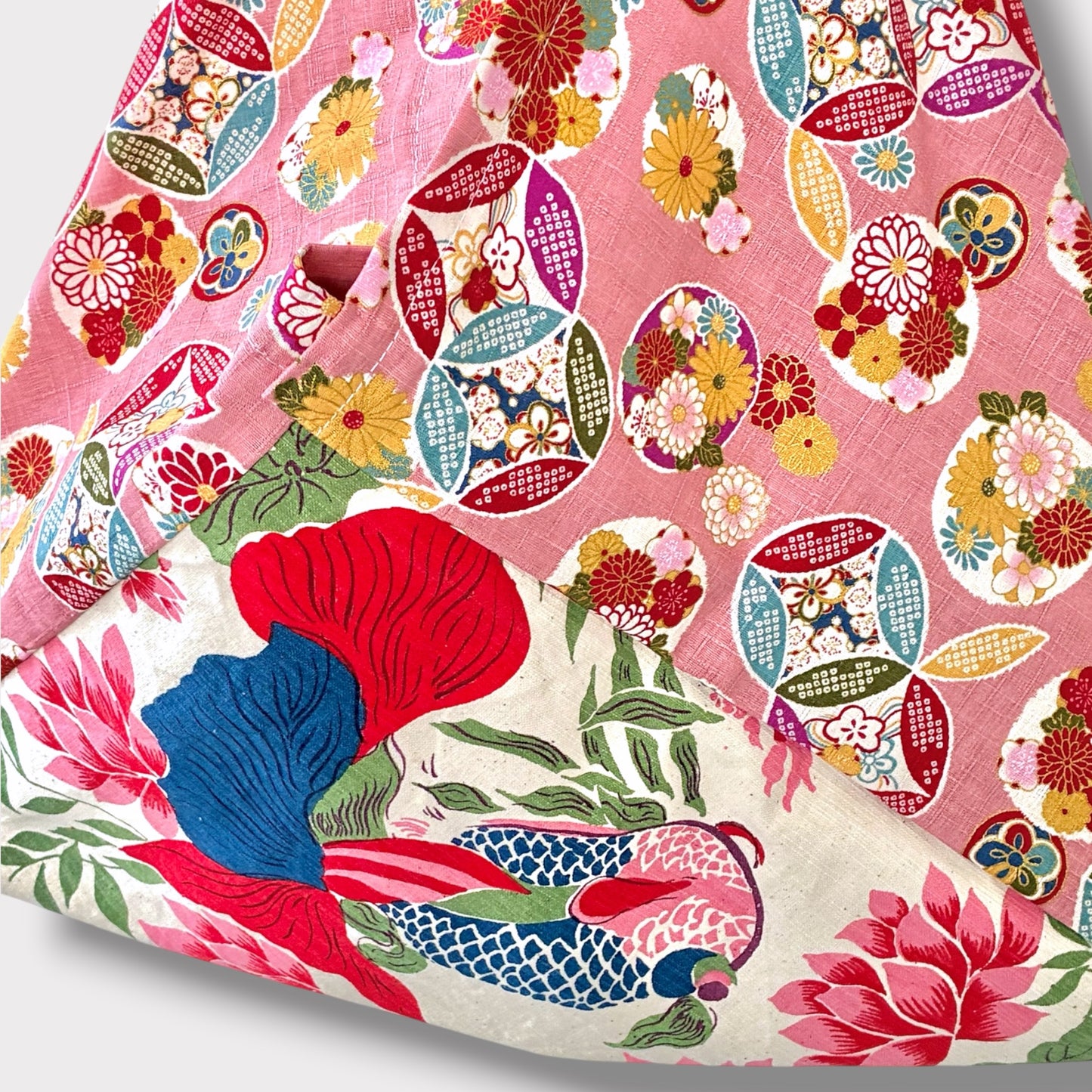Handmade bento bag | Koi fish swimming near a garden in Osaka
