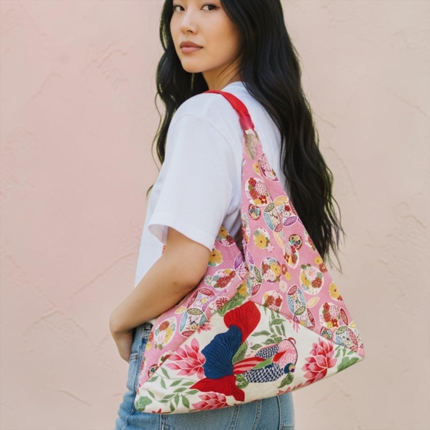 Handmade bento bag | Koi fish swimming near a garden in Osaka