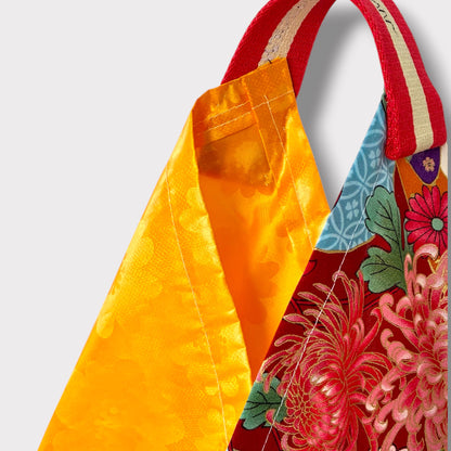 Handmade bento bag |Golden geishas