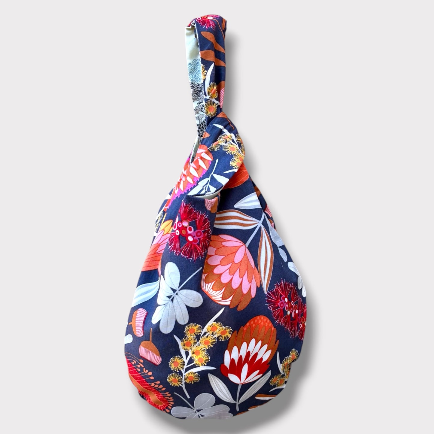 Reversible Kiki bag | Lucky dragons