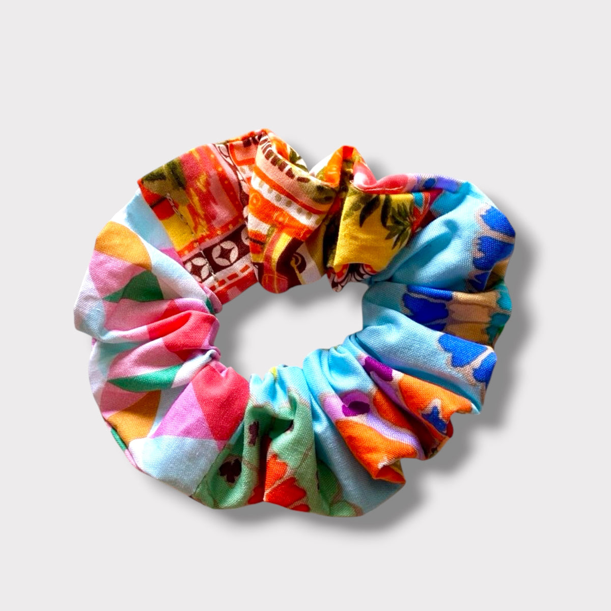 Special edition Scrunchie | Colors of the world