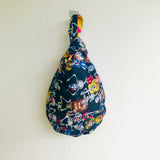 Fabric knot bag , Japanese inspired irist reversible bag , colorful summer small bag | Feria de Malaga