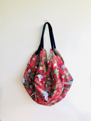 Origami sac bag , reversible shoulder sac , Japanese fabric handmade bag | Bright silver cranes over red skies & jute - Jiakuma