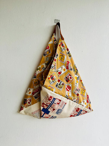 Origami bento bag , tote triangle shoulder bag , Japanese inspired bag | We love manga