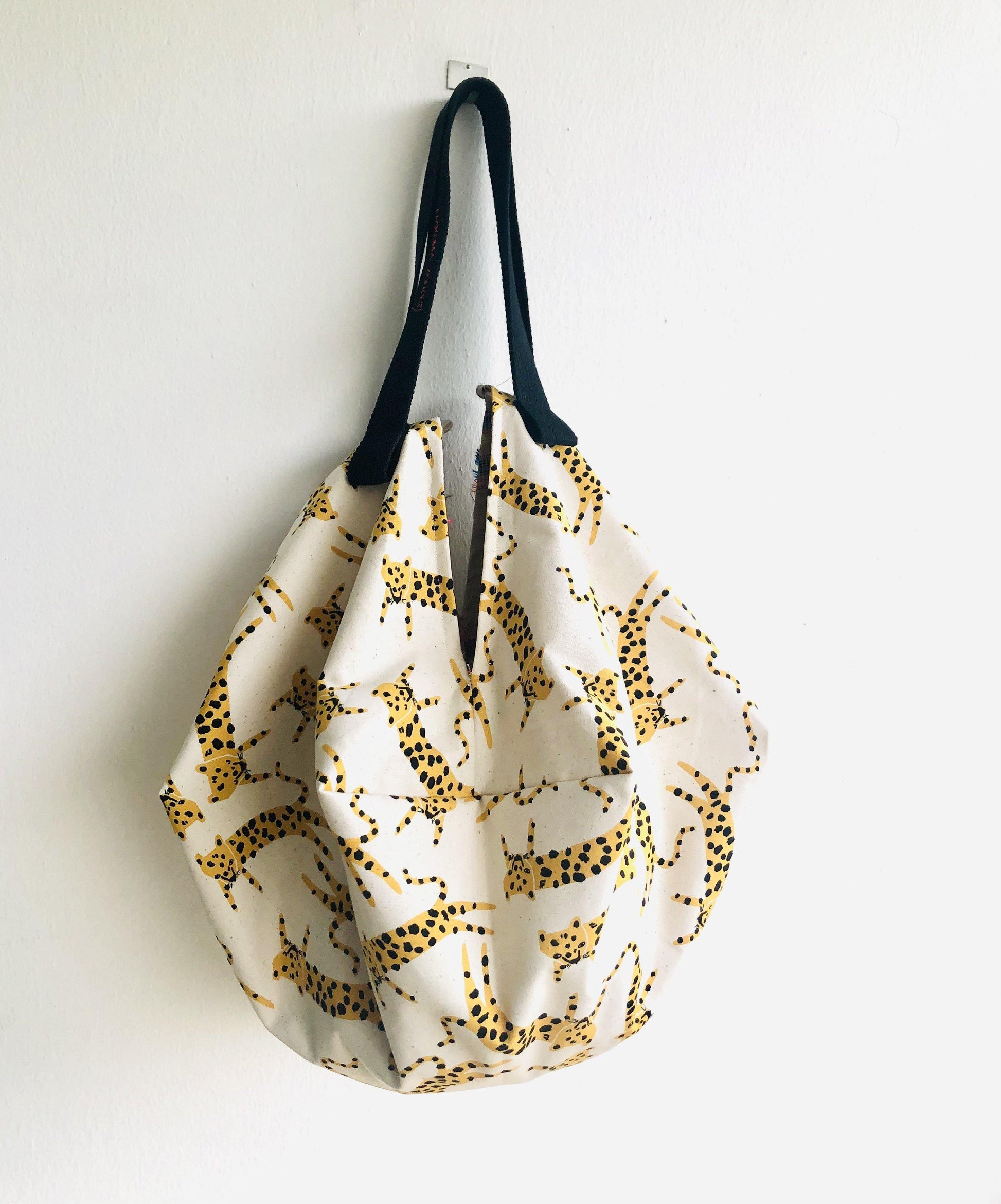 Origami sac bag , reversible shoulder fabric bag, boho style eco bag | Tigers in la Patagonia - Jiakuma