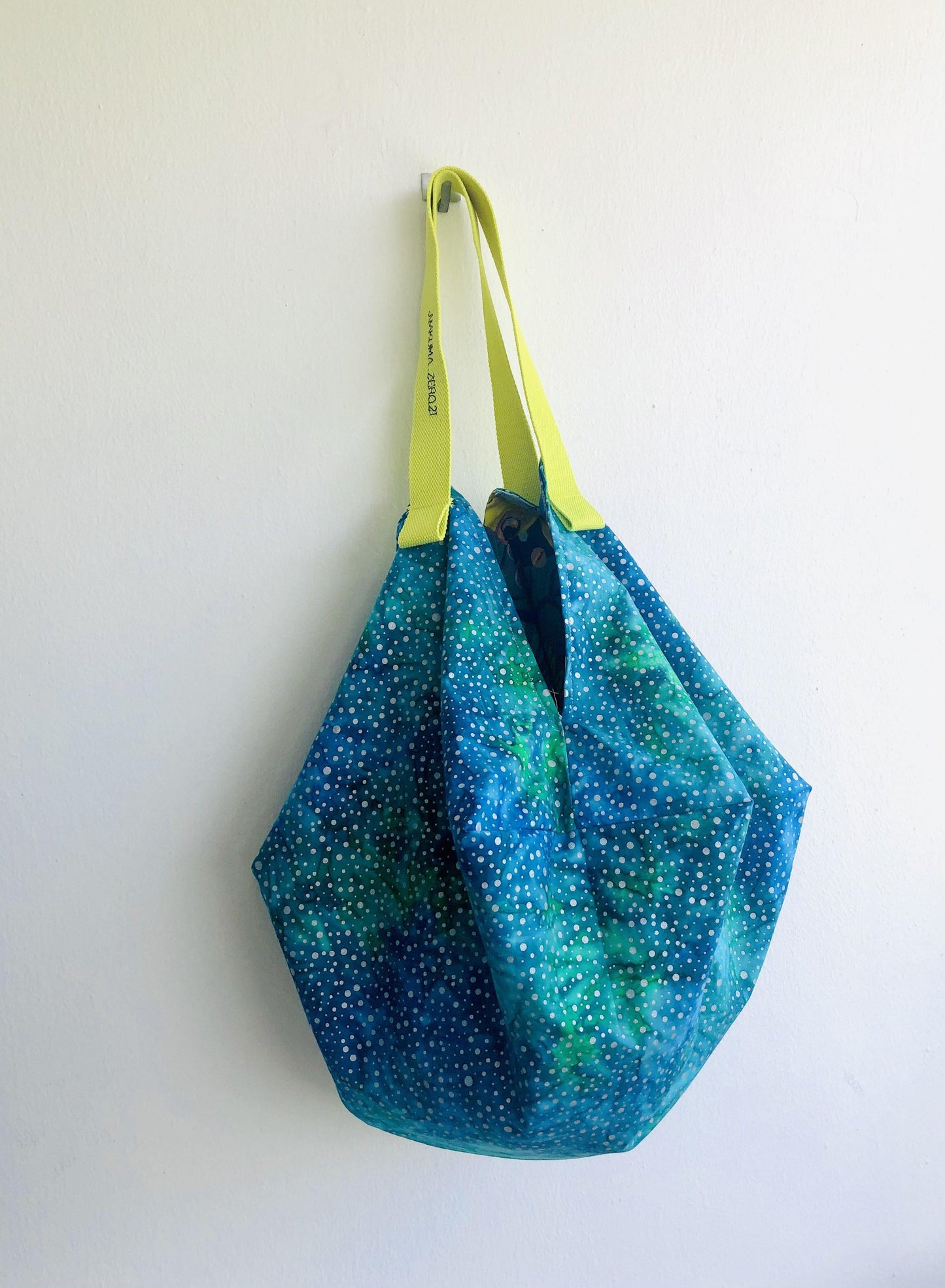 Origami sac bag , shoulder reversible fabric bag , Japanese inspired colorful bag | The sea universe - Jiakuma