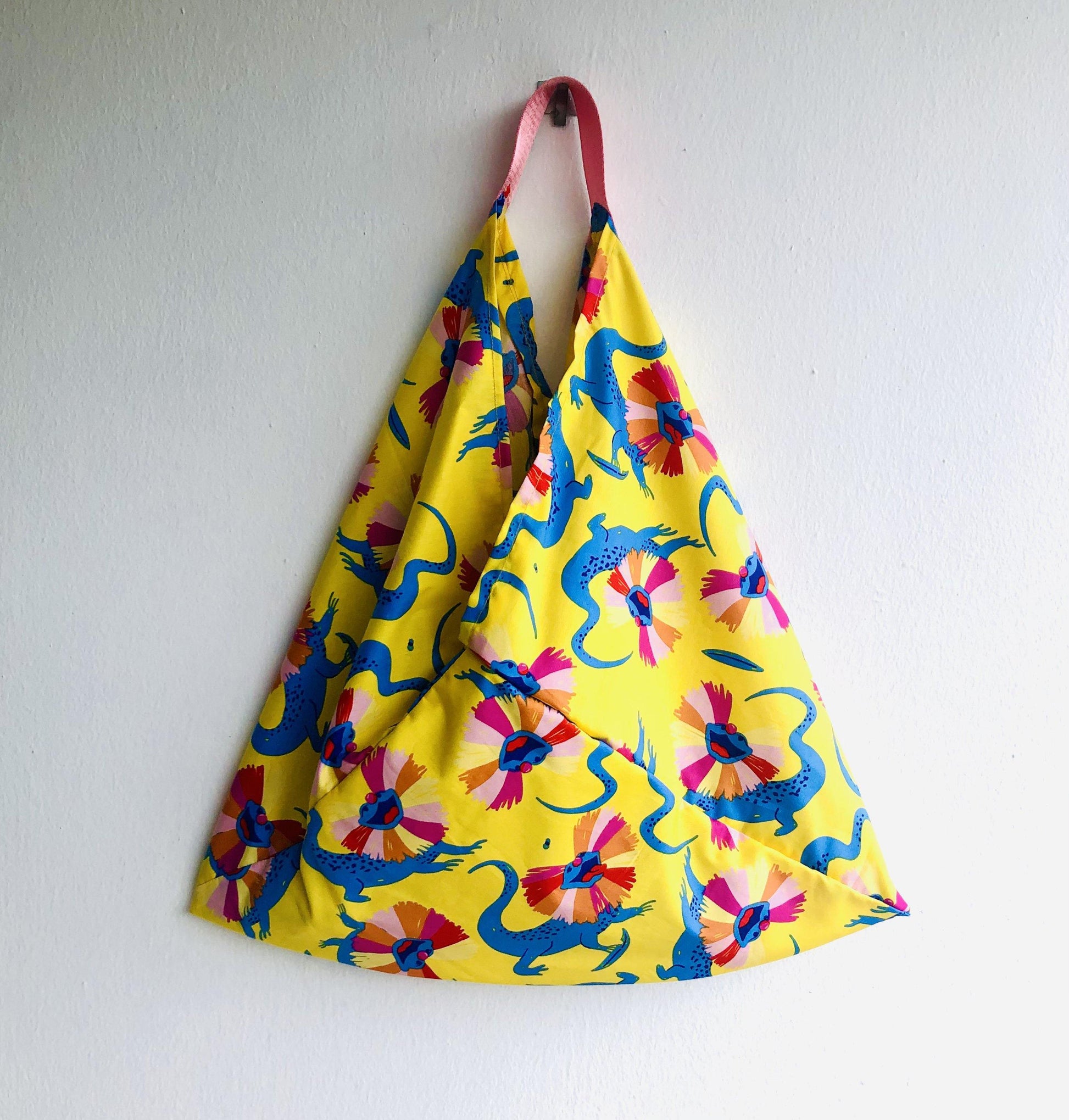 Origami bento bag , shoulder tote bag , colorful eco bag | running around Australia - Jiakuma