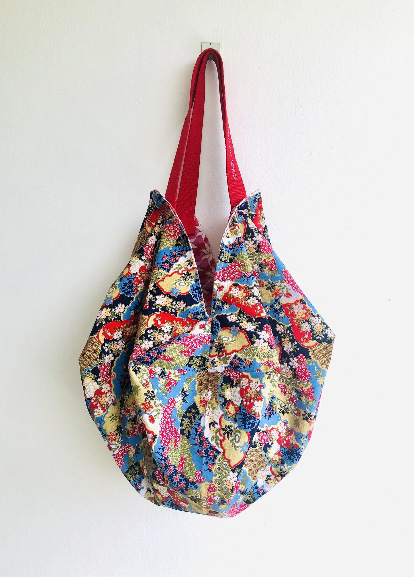 Origami sac shoulder bag , reversible Japanese inspired fabric bag | Sea stars and Japanese flower universe - Jiakuma