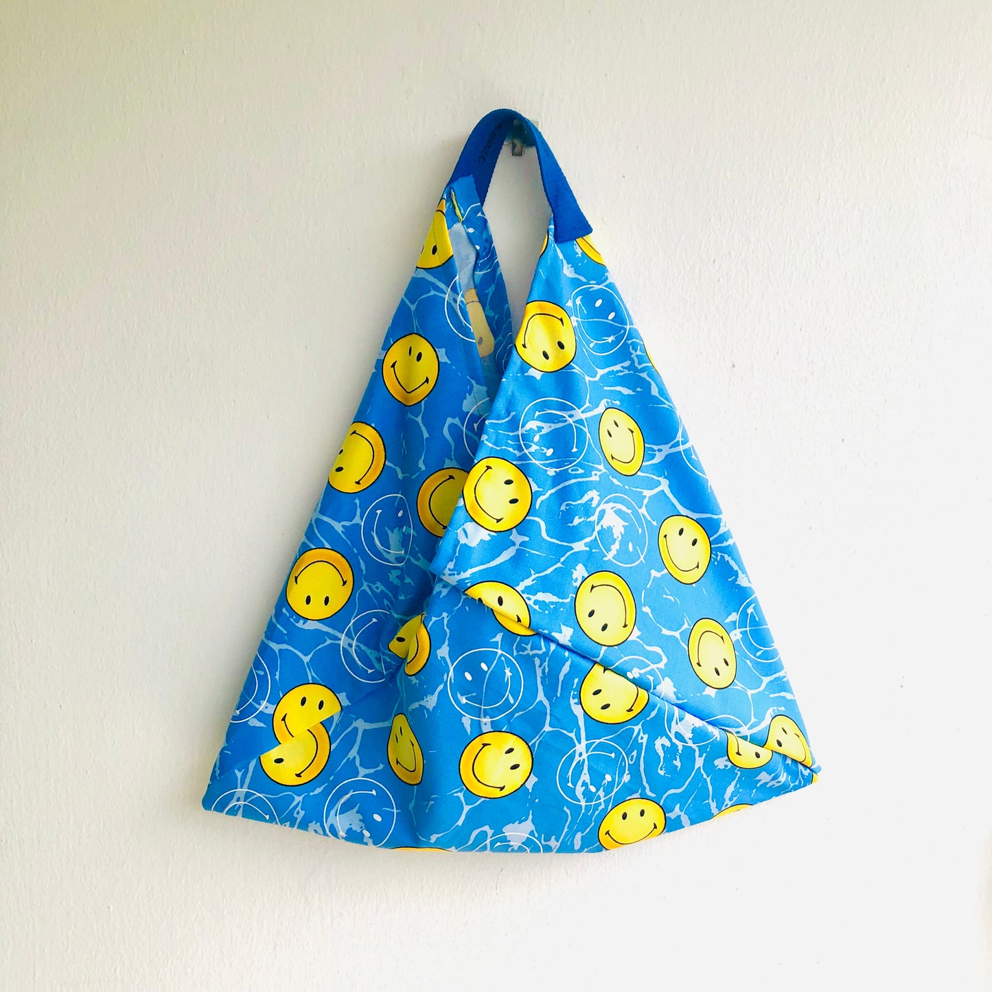 Origami bento bag , triangle Japanese inspired tote bag , handmade eco friendly bag | Smiley