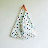 Triangle tote bag , origami bento bag , Japanese inspired bento bag , shoulder fabric bag | Love my record collection