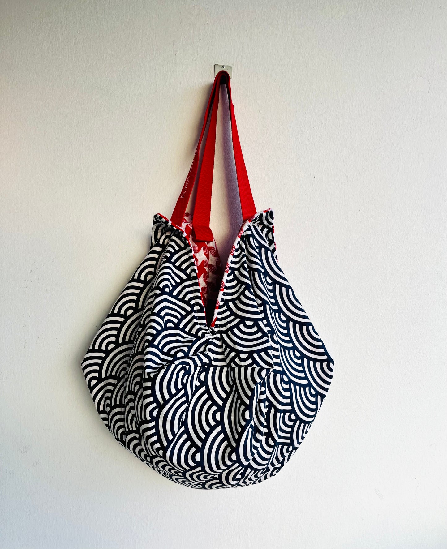 Origami sac bag , reversible fabric red bag , shoulder origami japanese inspired evo bag | Rosso - Jiakuma