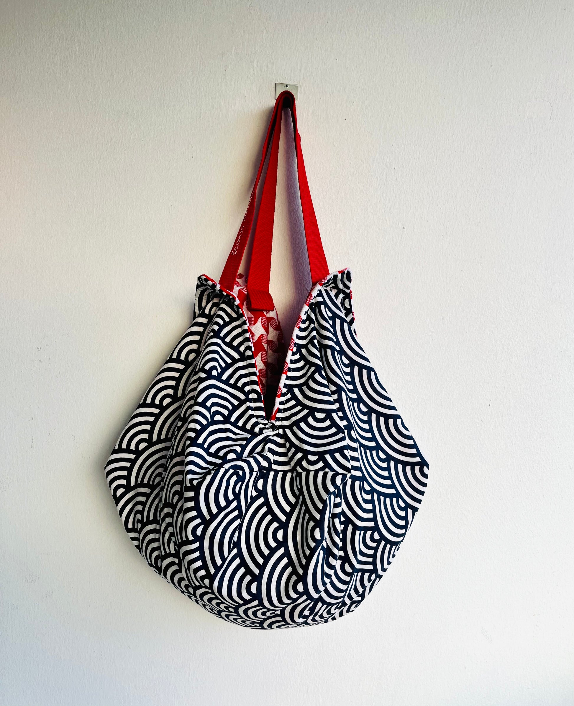 Origami sac bag , reversible fabric red bag , shoulder origami japanese inspired evo bag | Rosso - Jiakuma