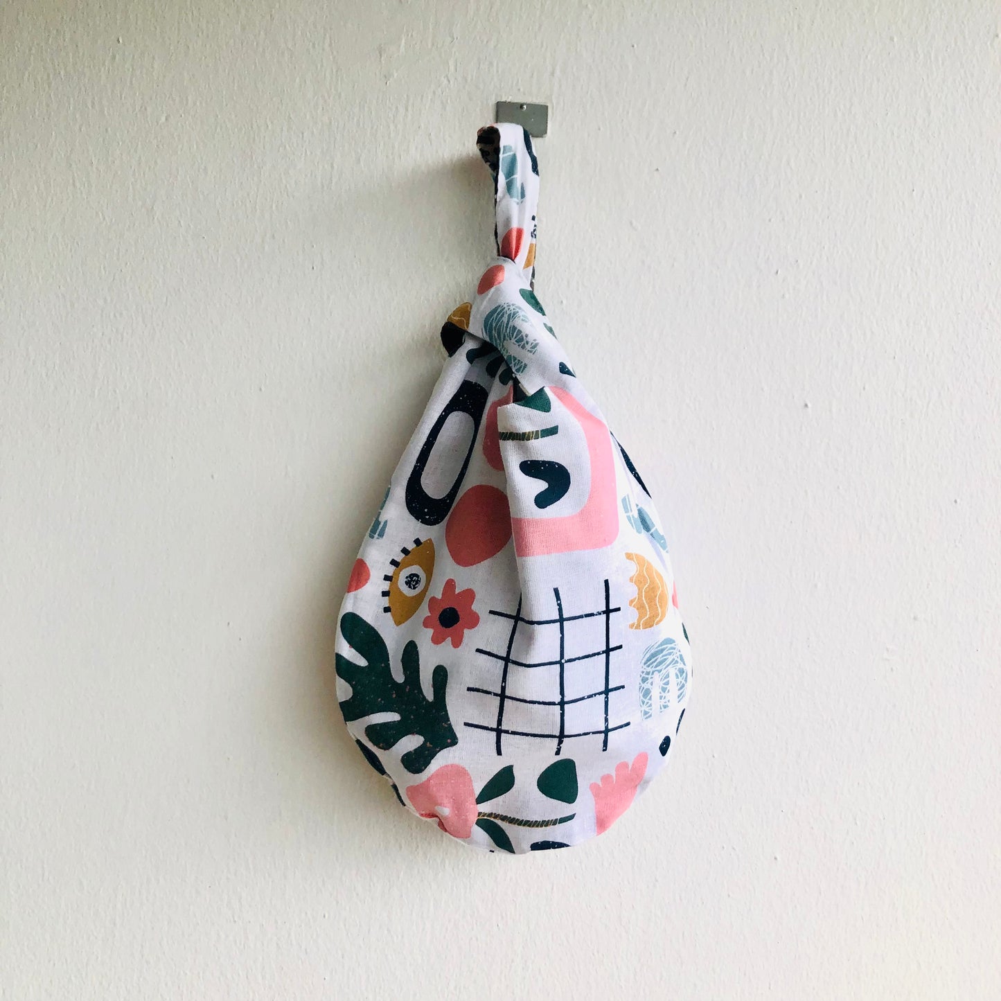 Small knot bag , wrist fabric small origami bag , reversible Japanese inspired bag | Winter landscape in Japan