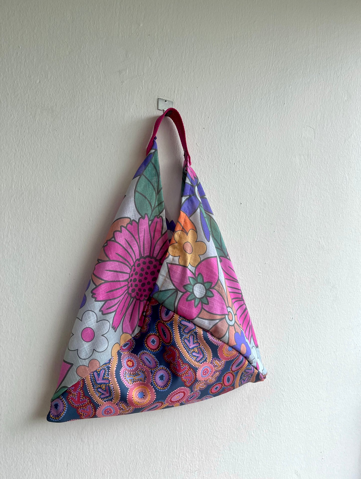 Origami bento bag , colorful fabric shoulder tote bag , Japanese inspired bag, handmade gift idea | Flowers in the aboriginal fields 🌸 - Jiakuma