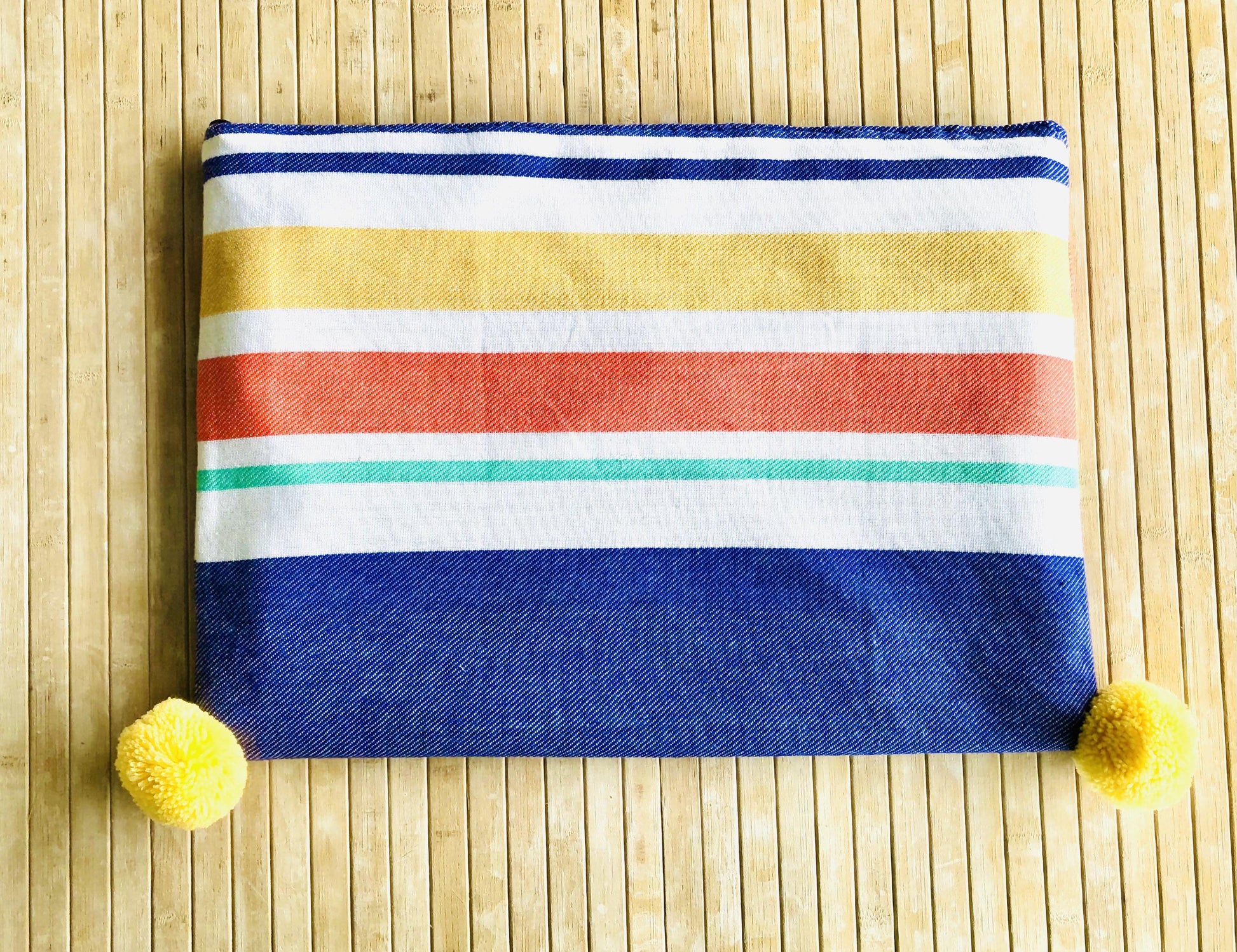 Cool summer fabric big clutch , laptop sleeve colorful fun bag , pom pom bag | La playa de Cadaques - Jiakuma