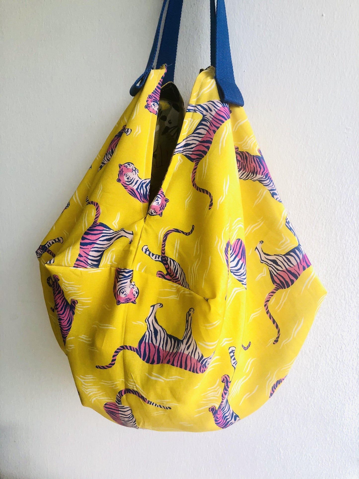 Origami sac bag , reversible fabric handmade bag , Japanese inspired bag | The kingdom of the tiger - Jiakuma