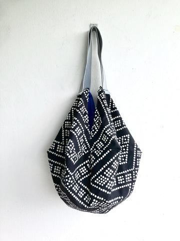 Eco friendly origami shoulder dab bag | black & white - jiakuma.myshopify.com