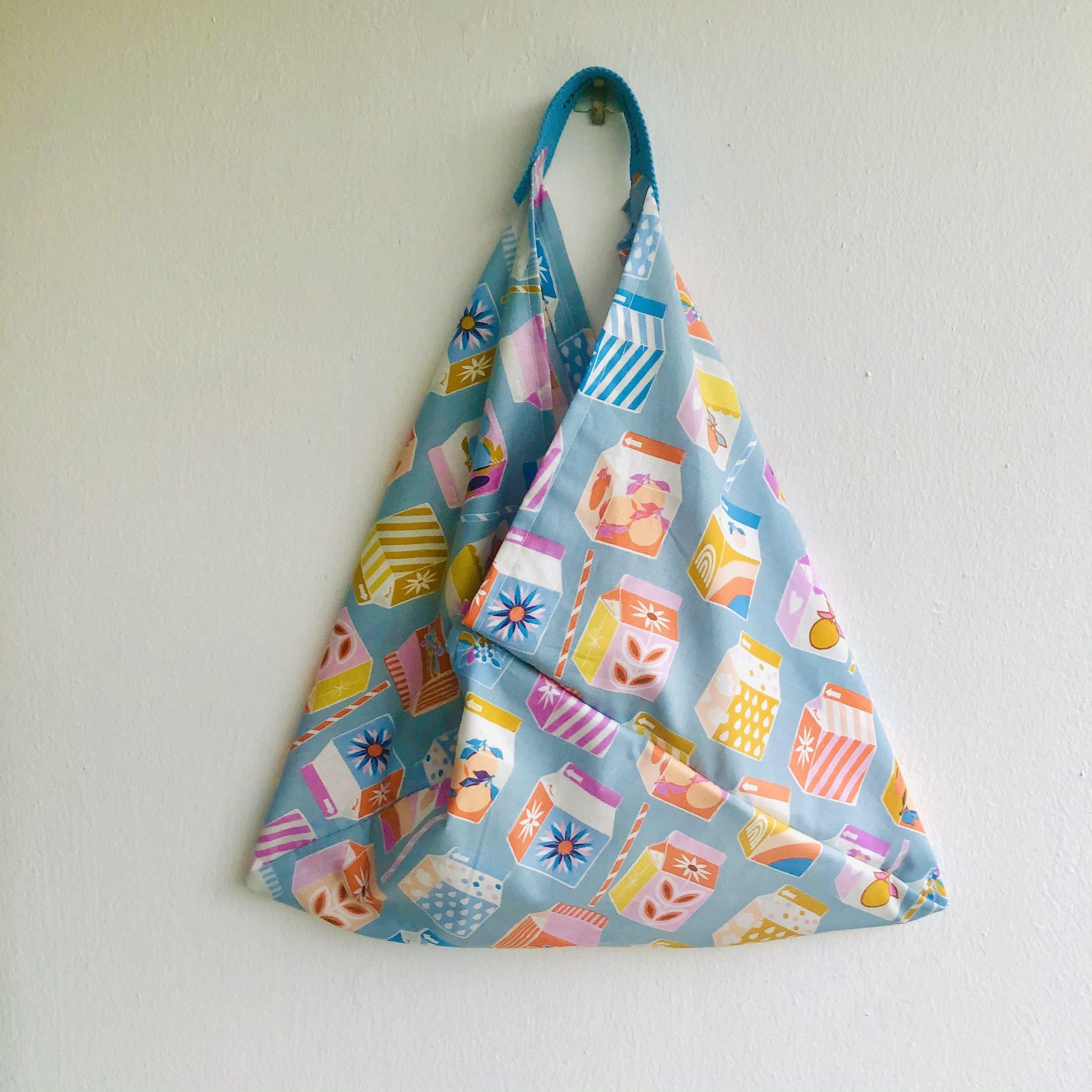 Origami tote bag , triangle cool bento bag , Japanese inspired tote bag | Colorful tetra batik  world - Jiakuma