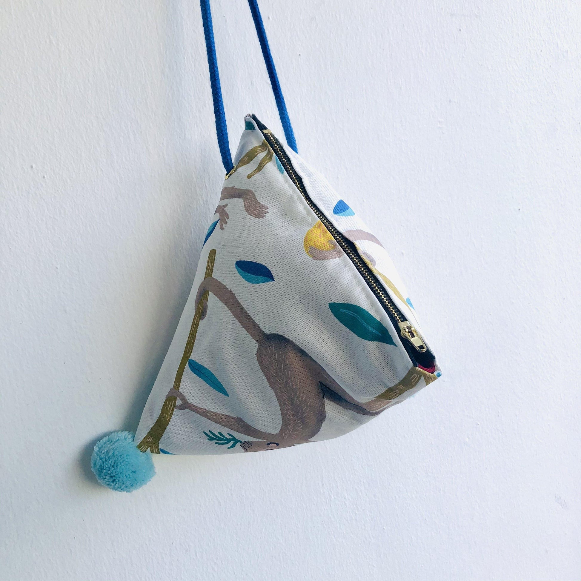 Cute triangle small bag , pom pom dumpling bag , eco friendly shoulder bag | Macaco - Jiakuma