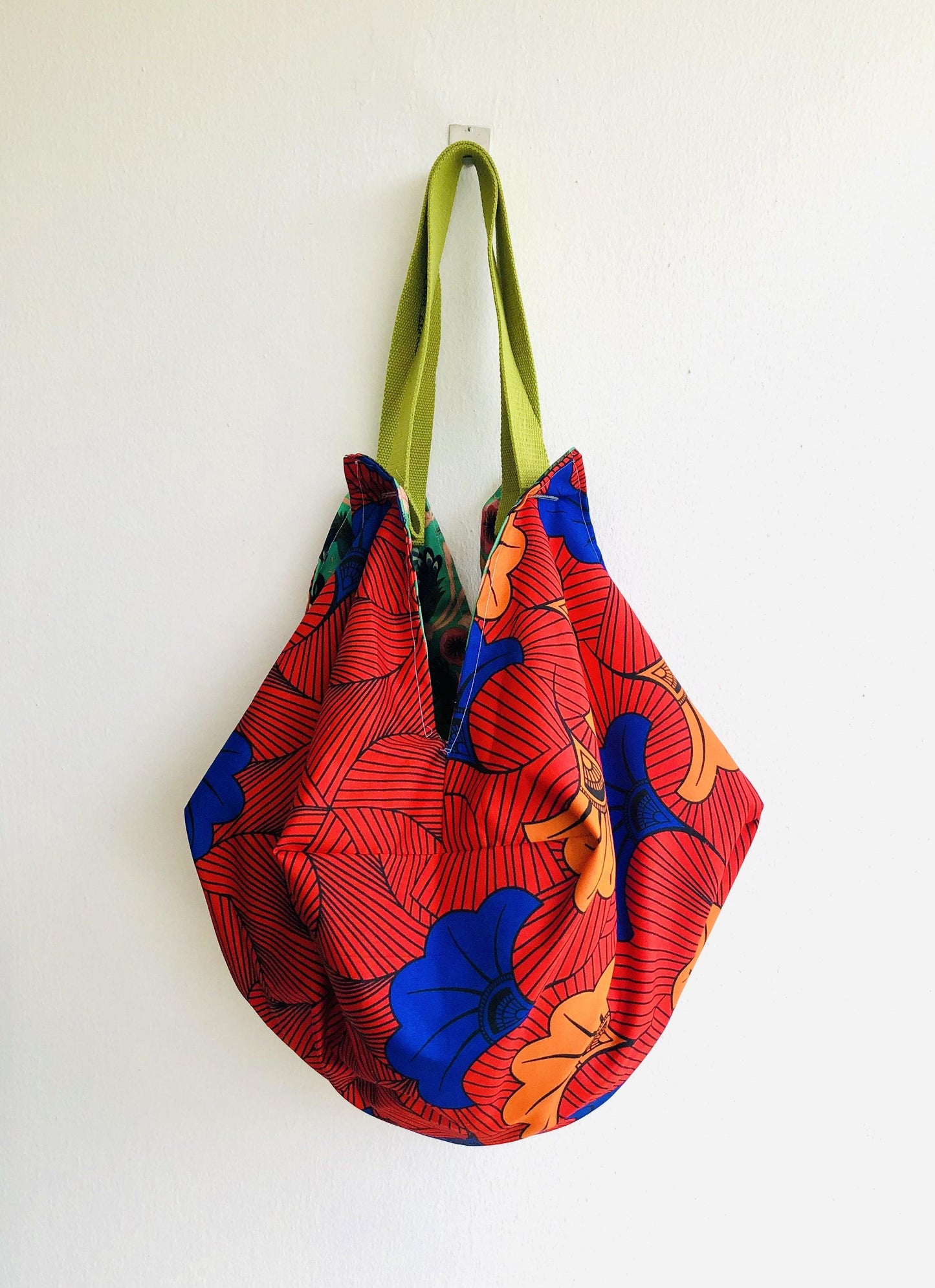 Reversible fabric origami bag , sac shoulder colorful bag , Japanese inspired bag | Peacocks in a garden in Africa - Jiakuma