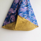 Origami bento bag , cool fabric shoulder tote shopping bag | Wild cats swimming on Japanese waves - Jiakuma