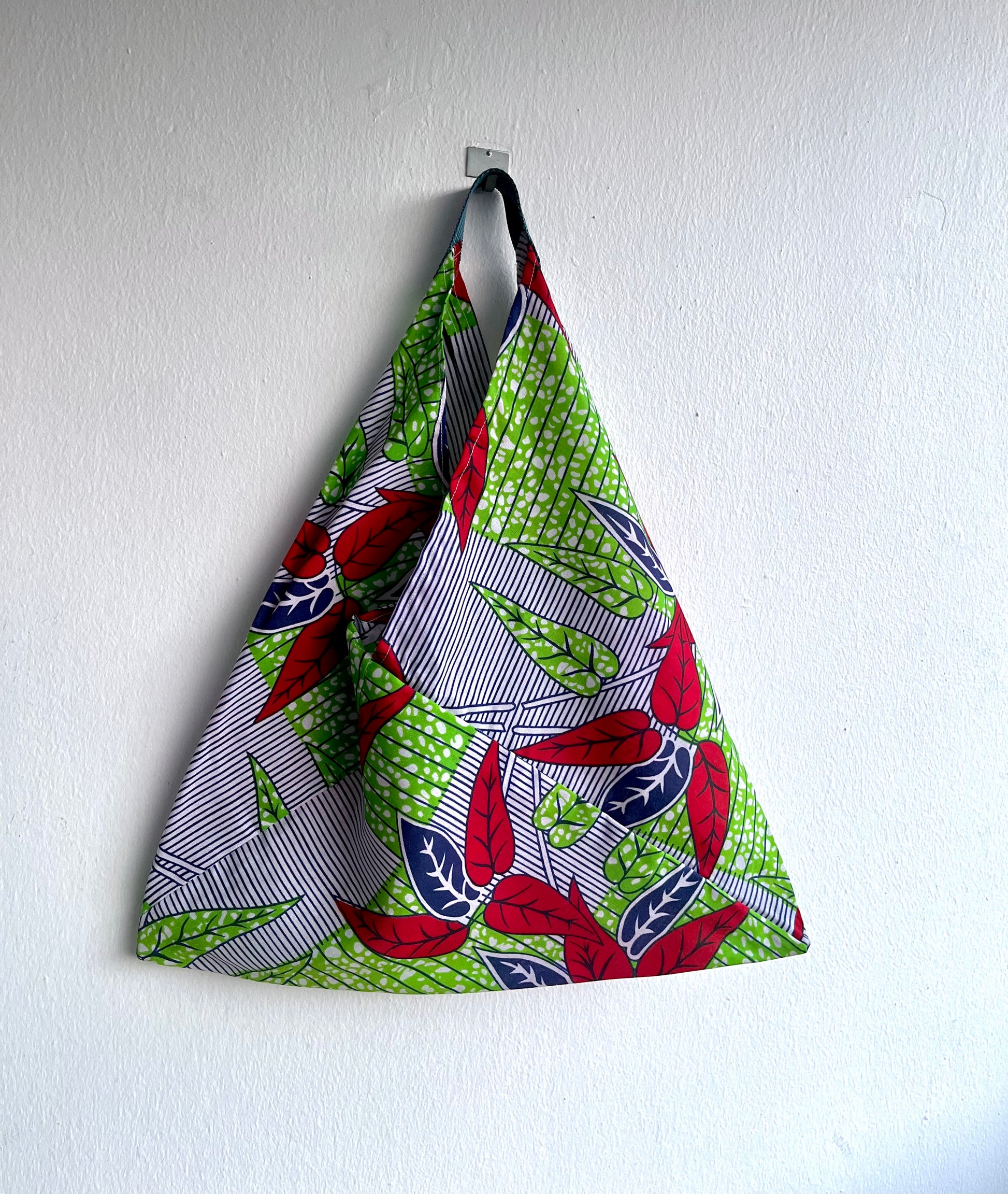 Origami bento bag , Japanese inspired bag , tote bento , origami fabric bag , shoulder bag , colorful bag , African fabric bag | Tropical africa - Jiakuma