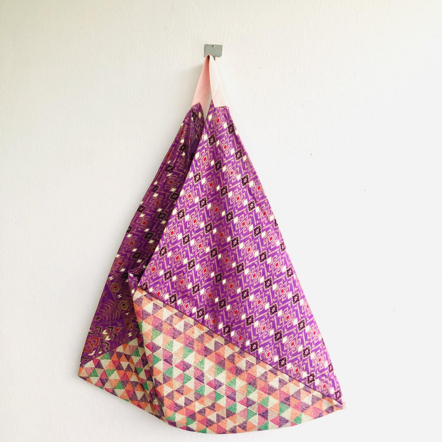 Shoulder bento bag , origami tote bag , eco friendly triangle bag | Bangkok - Jiakuma