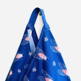 Origami shoulder bento bag , triangle eco friendly original tote bag | Moscas - Jiakuma