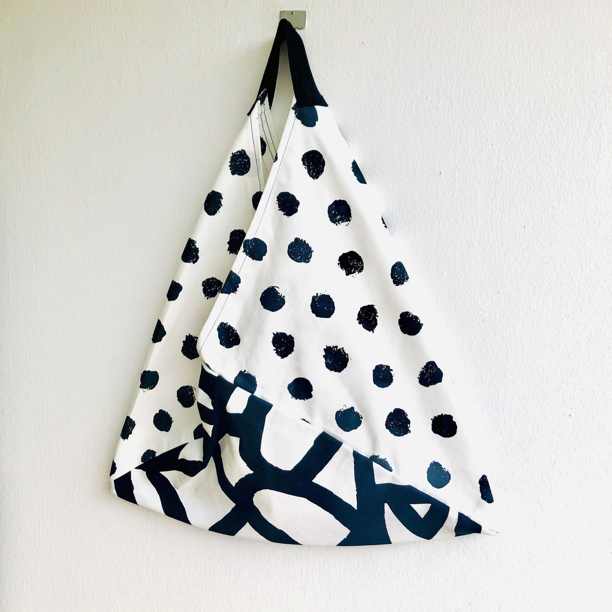 Bento origami tote bag , minimalist shoulder bag | Blanco Y Negro - Jiakuma