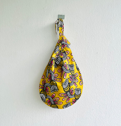 Cute knot bag , origami Japanese inspired wrist bag , eco friendly handmade fabric bag | Flowers blooming in Melbourne in autumn